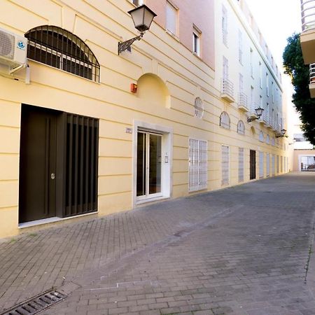 Rentalsevilla Escuelas Pias Buitenkant foto